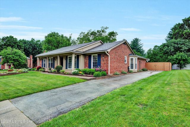10705 Bowmore Ct, Louisville, KY 40243