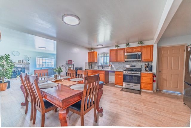 336 Rainier Drive, Salinas, CA 93906