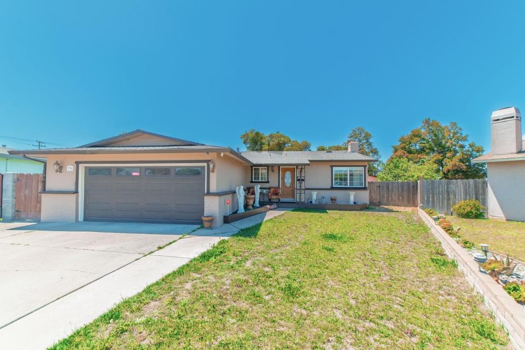 336 Rainier Drive, Salinas, CA 93906
