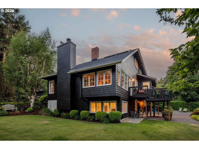 1537 S AVENTINE Ct, Portland, OR 97219