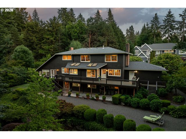 1537 S AVENTINE Ct, Portland, OR 97219