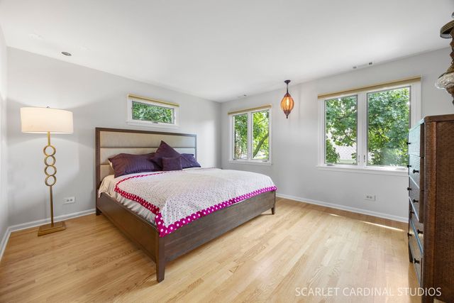 416 W Oak Street, Wheaton, IL 60187