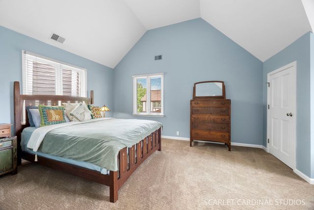 416 W Oak Street, Wheaton, IL 60187