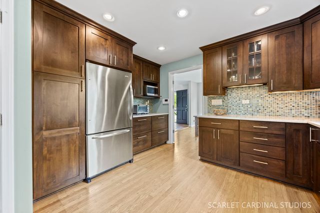 416 W Oak Street, Wheaton, IL 60187