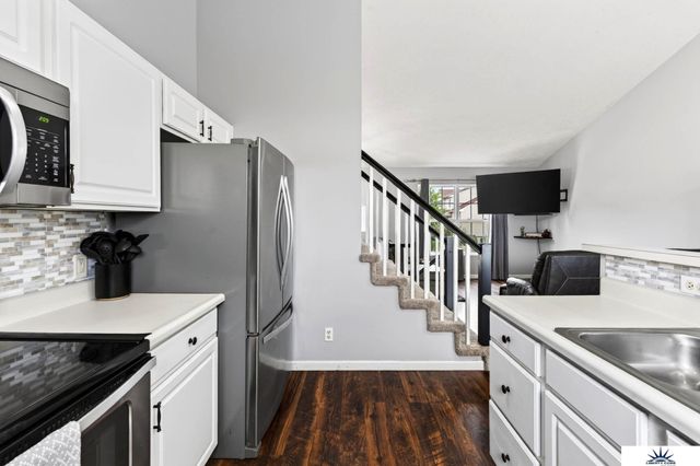 16623 Patrick Avenue, Omaha, NE 68116