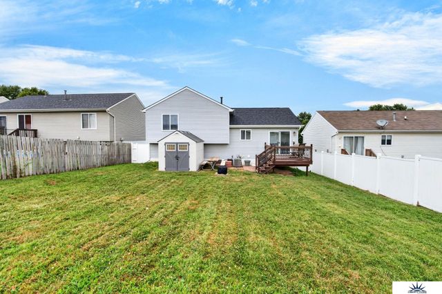 16623 Patrick Avenue, Omaha, NE 68116
