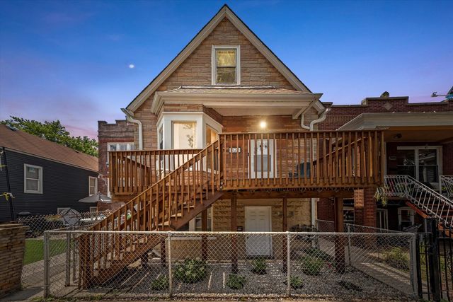 1322 S 51st Avenue, Cicero, IL 60804