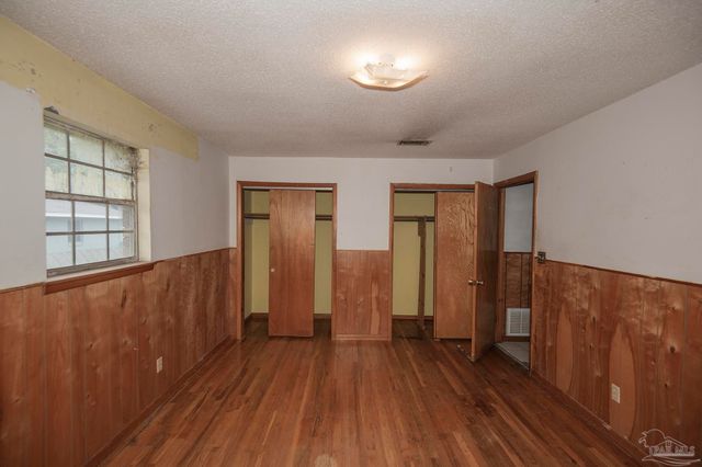 1300 E Leonard St, Pensacola, FL 32503