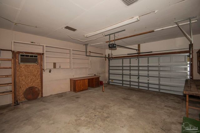1300 E Leonard St, Pensacola, FL 32503