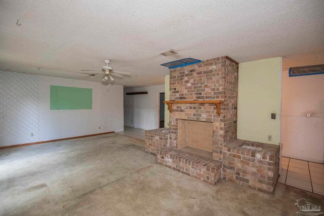 1300 E Leonard St, Pensacola, FL 32503