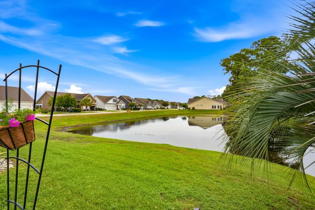 173 Zostera Dr., Little River, SC 29566