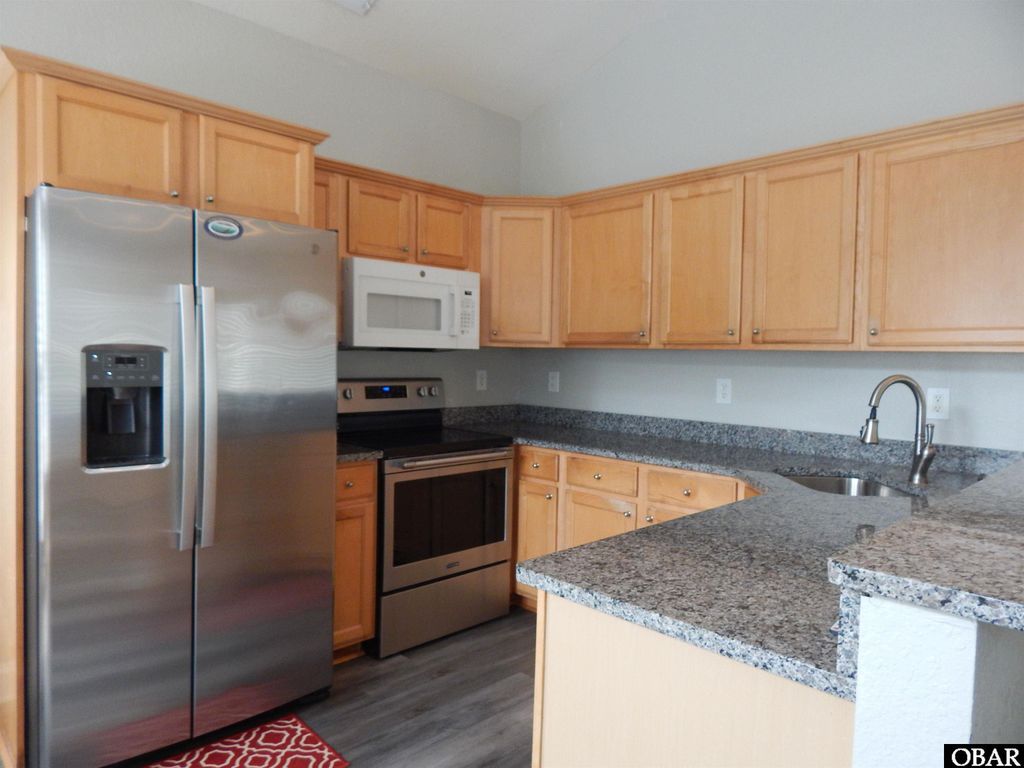 Image 6 of property listing at 304 W Albemarle Drive Lot 21, Nags Head, NC 27959