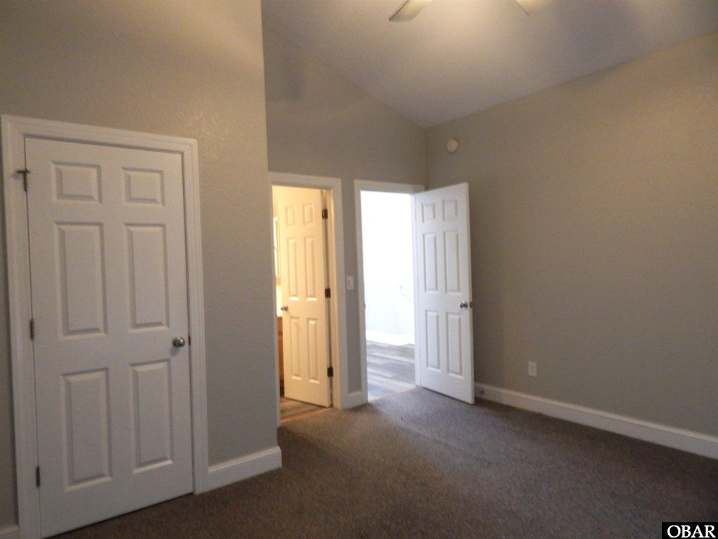 Image 9 of property listing at 304 W Albemarle Drive Lot 21, Nags Head, NC 27959