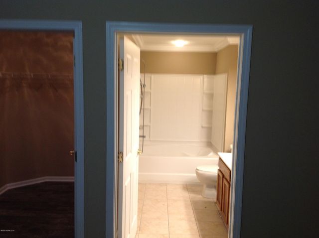 785 OAKLEAF PLANTATION Parkway 1011, Orange Park, FL 32065