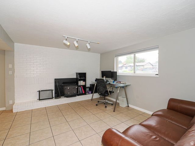 361 E 10450 S, Sandy, UT 84070