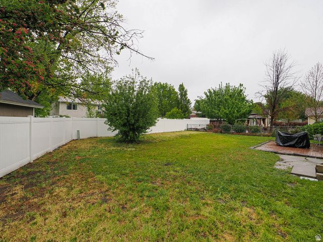 361 E 10450 S, Sandy, UT 84070