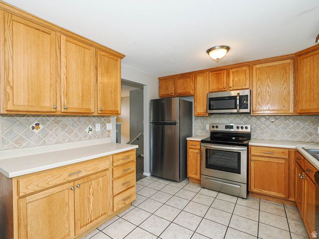 361 E 10450 S, Sandy, UT 84070