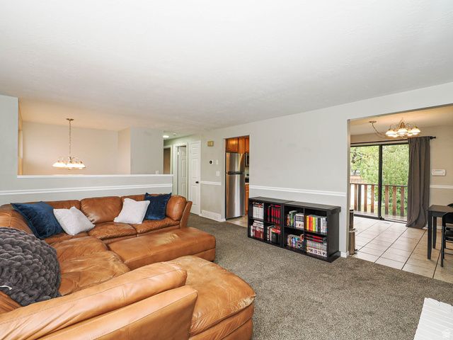 361 E 10450 S, Sandy, UT 84070