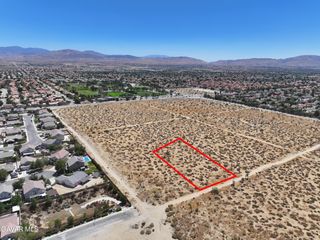 Q 10 Vic Avenue Q10 Vic 57th Ste, Palmdale, CA 93552