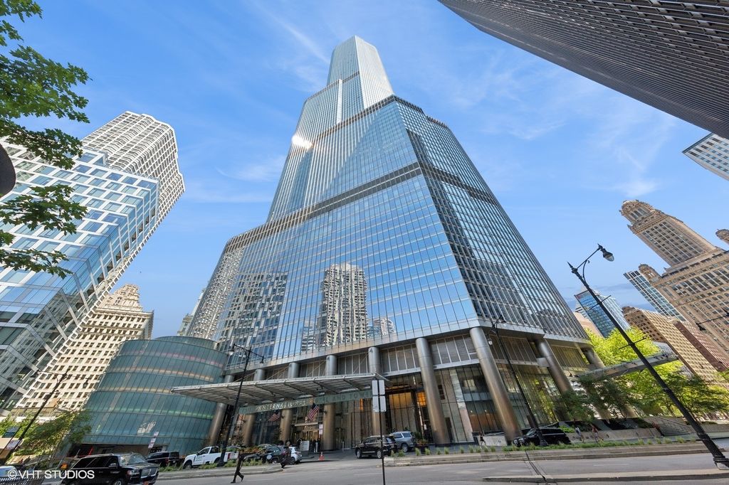 401 N WABASH Avenue 81F, Chicago, IL 60611