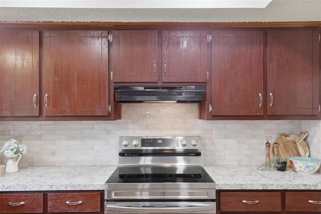 1113 Choctaw Ridge Road, Midwest City, OK 73130