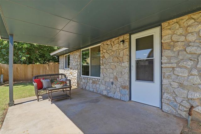 1113 Choctaw Ridge Road, Midwest City, OK 73130