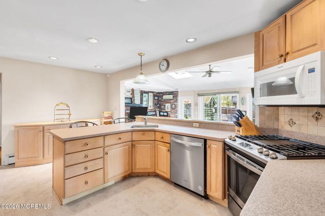 611 Fisherman Place, Brick, NJ 08724