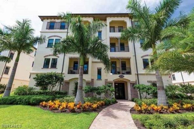 16382 Viansa WAY 3-102, Naples, FL 34110