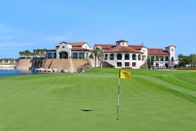 16382 Viansa WAY 3-102, Naples, FL 34110