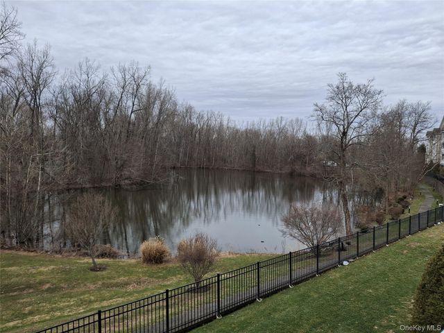 323 Regency Drive 323, Fishkill, NY 12524