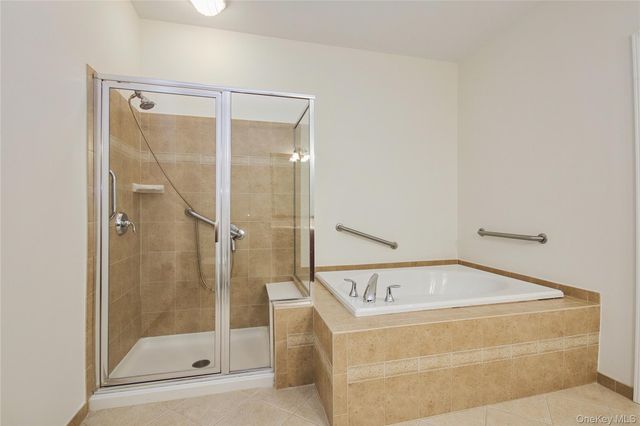 323 Regency Drive 323, Fishkill, NY 12524