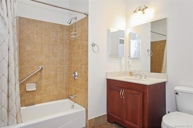 323 Regency Drive 323, Fishkill, NY 12524