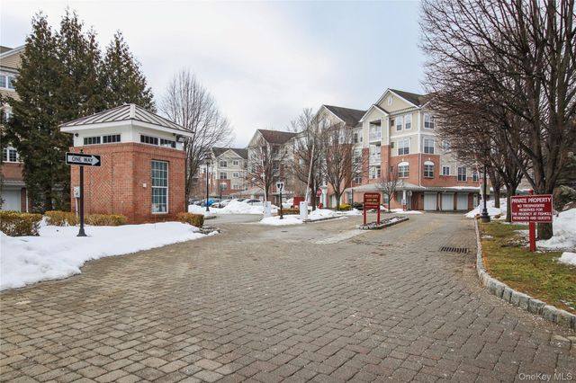 323 Regency Drive 323, Fishkill, NY 12524