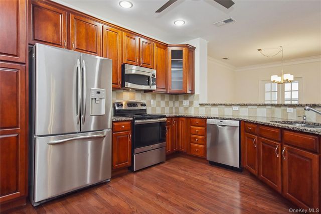 323 Regency Drive 323, Fishkill, NY 12524