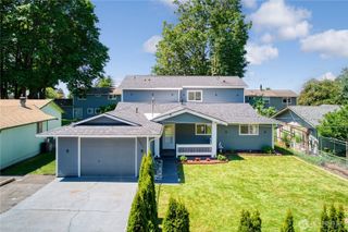 27025 14th Avenue S, Des Moines, WA 98918