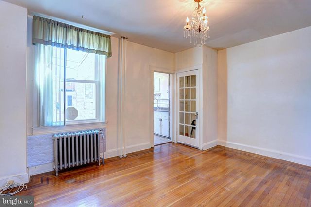 3222 CHESTERFIELD AVE, Baltimore, MD 21213