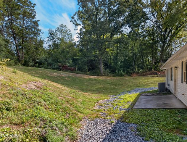 5640 Highway 11 W, Rogersville, TN 37857