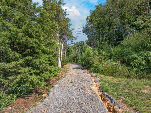 5640 Highway 11 W, Rogersville, TN 37857