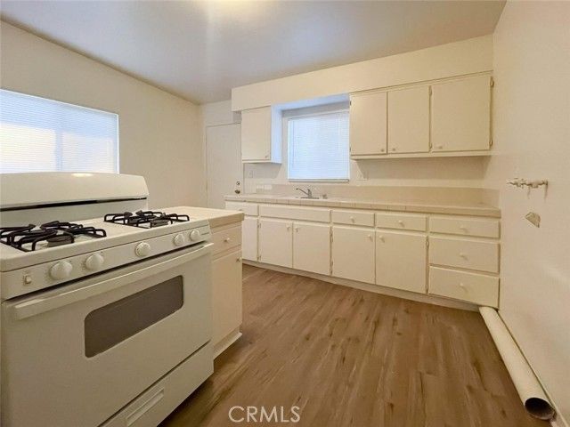 44817 Redwood, Lancaster, CA 93534