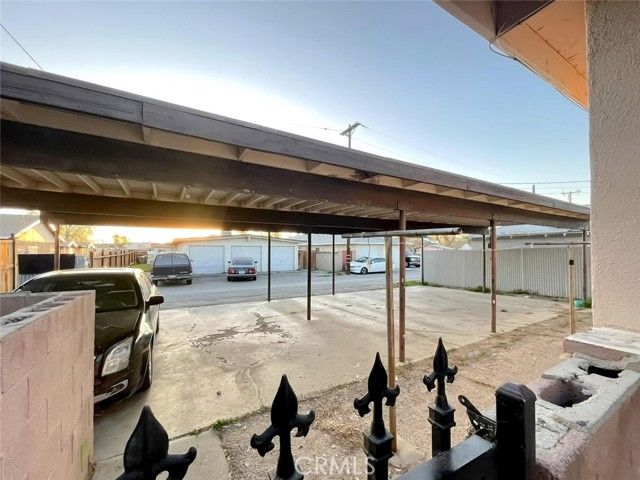 44817 Redwood, Lancaster, CA 93534