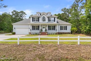 1903 Country Club Drive, Hampstead, NC 28443