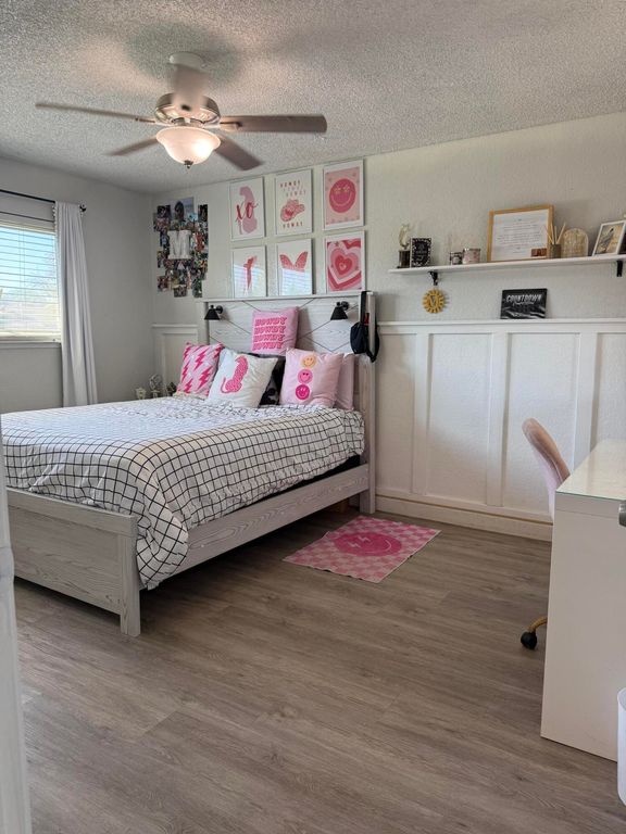 Image 19 of property listing at 1074 Raymond Road, Hanford, CA 93230