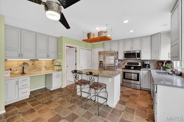 622 Dougherty Terrace Drive, Ballwin, MO 63021