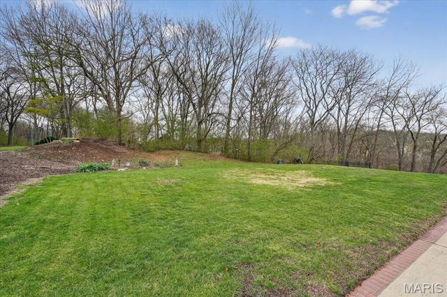 622 Dougherty Terrace Drive, Ballwin, MO 63021