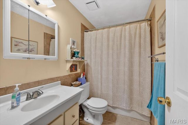 622 Dougherty Terrace Drive, Ballwin, MO 63021