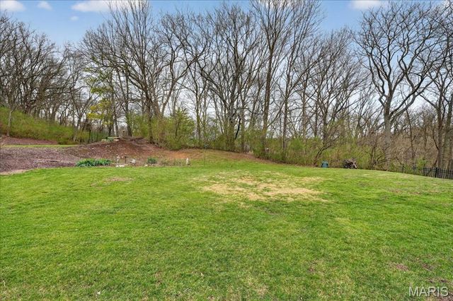 622 Dougherty Terrace Drive, Ballwin, MO 63021