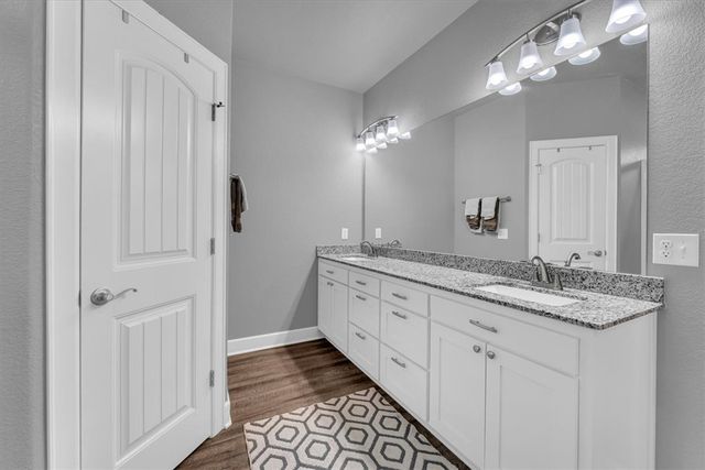25 Ruthwell, Bella Vista, AR 72715