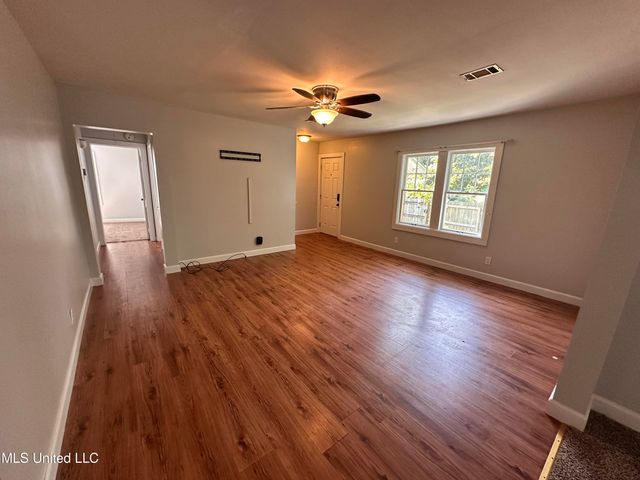 317 Menge Avenue, A & B, Pass Christian, MS 39571