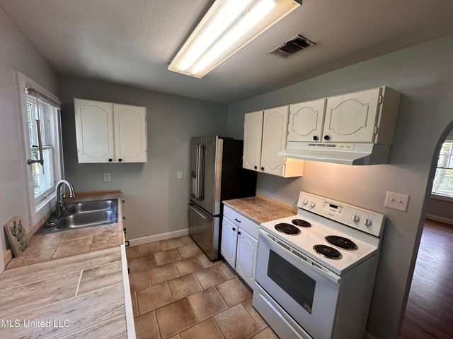 317 Menge Avenue, A & B, Pass Christian, MS 39571