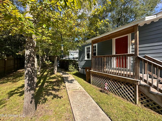 317 Menge Avenue, A & B, Pass Christian, MS 39571